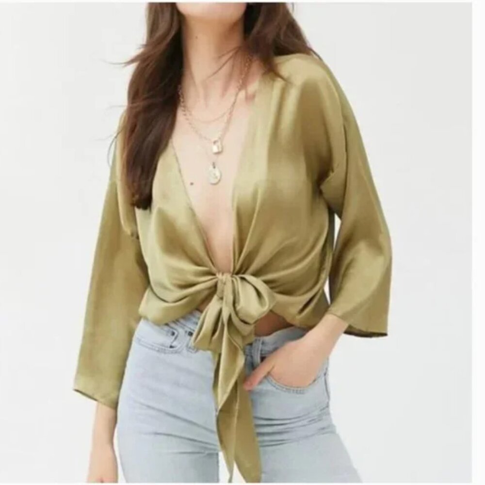⭐️ UO Nicole Satin Tie-Front Nylon Peasant Hipster Hippie Art Deco Farm Blouse